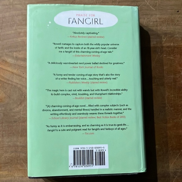 Book: Fangirl by Rainbow Rowell Hardcover - fair used condition - Picture 2 of 10